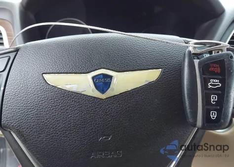 2015 Hyundai Genesis 3.8 from USA, damaged, VIN KMHGN4JE0FU061492